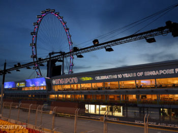 Singapour 2017 projecteurs pour le grand prix de Formule 1