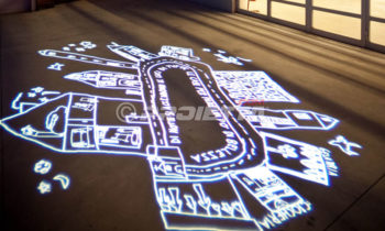 Projections de graphismes artistiques sur le sol