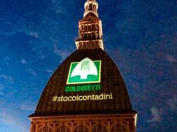 Proiezioni sulla mole di Torino