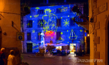 Projection des œuvres d'art de Giampaolo Talani