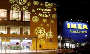 Projections de Noël pour les centres commerciaux - Ikea Arredamenti
