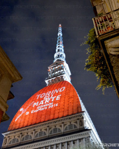 Projection sur la Mole Antonelliana