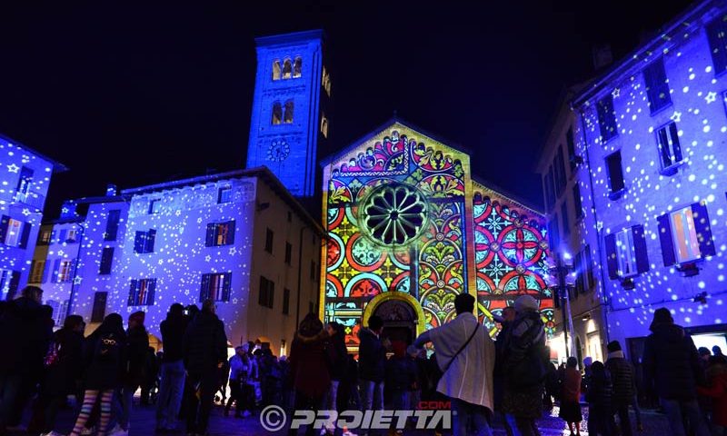 Proiezioni Natalizie a Como