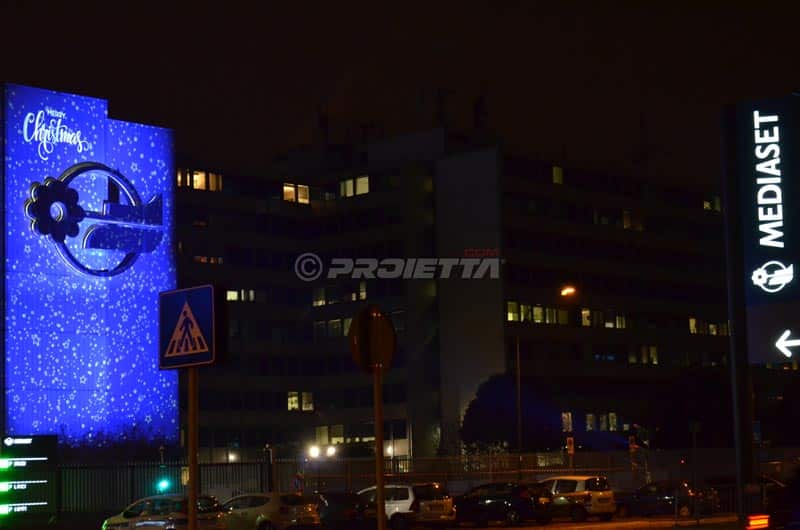 Proiettori Natalizi Proietta per proiezioni a Mediaset
